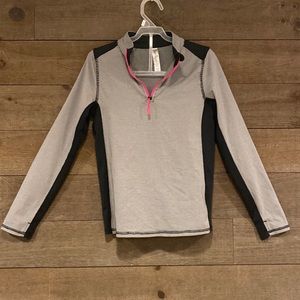 Kyodan Girls quarter zip active shirt- Large.